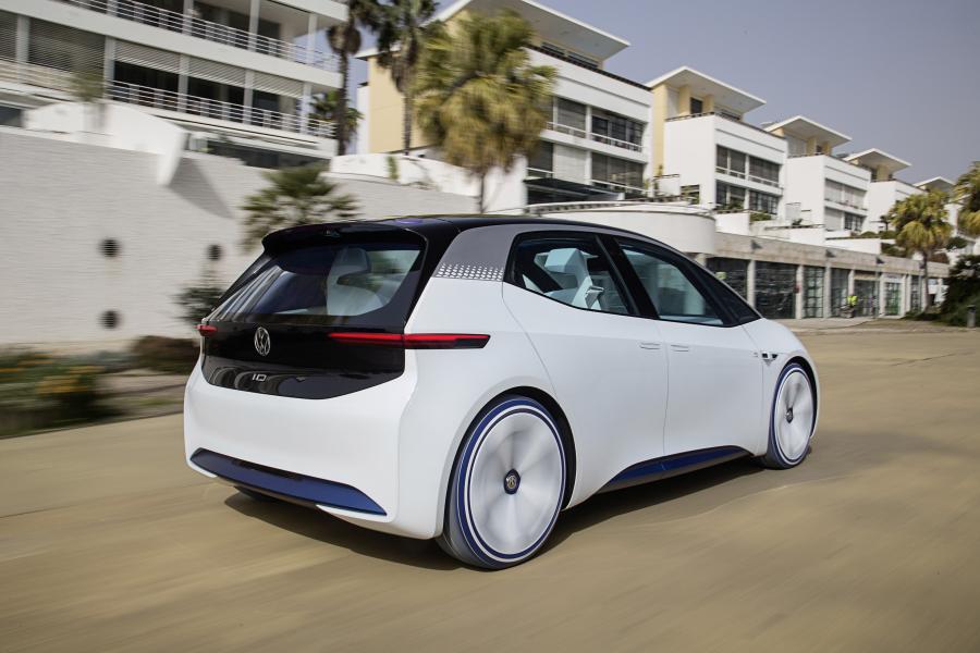  Volkswagen I.D. Concept 2016 года  (фото 37 из 40)